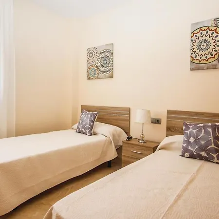 Lovely In Benahavis With Kitchen شقة *
