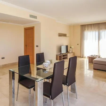 Lovely In Benahavis With Kitchen * إِستيبونا